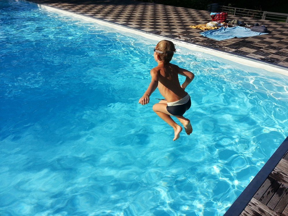 Contrat d’entretien de piscine pour professionnel